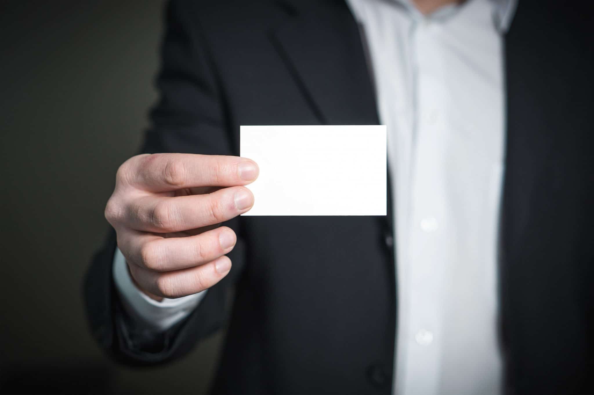 La carte de visite  quel utilité dans le milieu commercial
