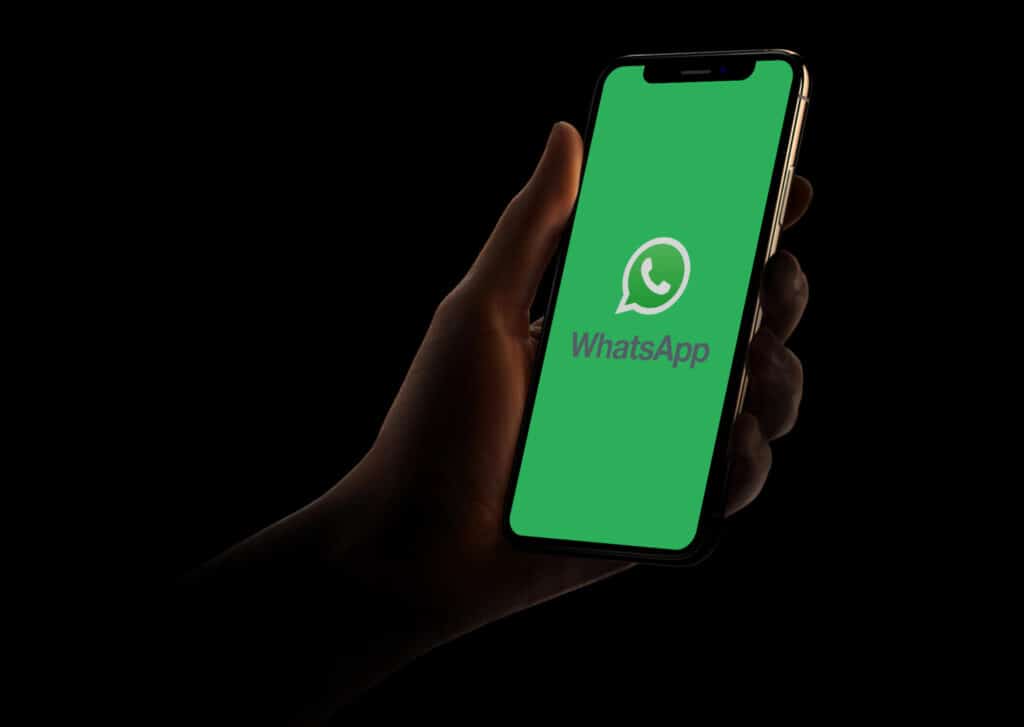 Est-il possible de localiser quelqu'un avec WhatsApp ?